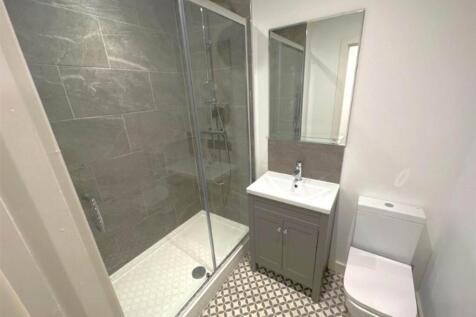 135320536_Bathroom_1