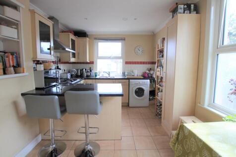 Stanley Road , Chingford, E4 photo 5
