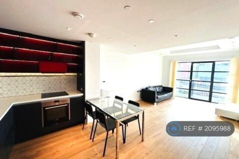 Kitchen &amp; Living Room
