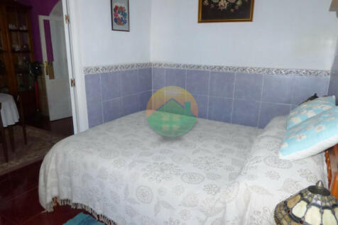 3 Bedroom Semi-Detached For Sale-PAL06-16