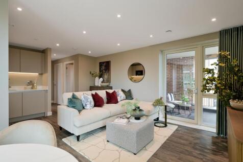 Canalside Quarter, show home apartment, living