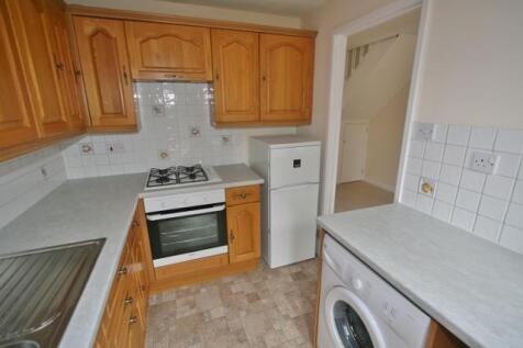 Crookham Close, Tadley, RG26 photo 3