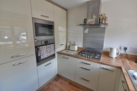 Hawthorne Road, Steeton, BD20 photo 3