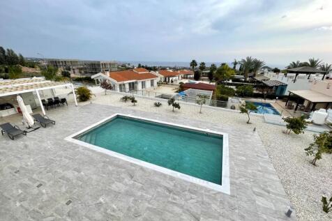 3 Bedroom Villa For 