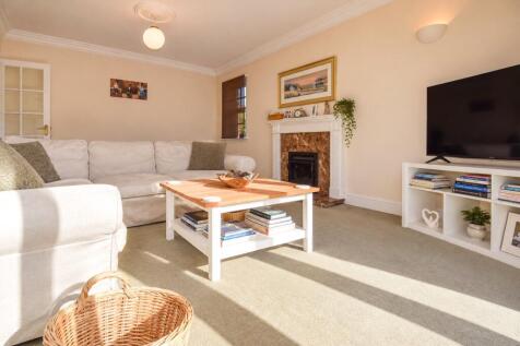 Dial Close, Seend, Wiltshire, SN12 photo 3