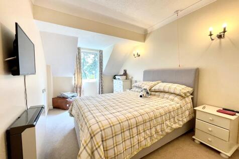 Park View Court, Queens Park BH8 photo 4