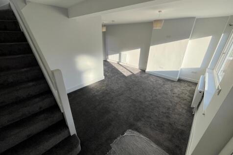 Willow Drive, Swadlincote, Newhall, DE11 photo 3