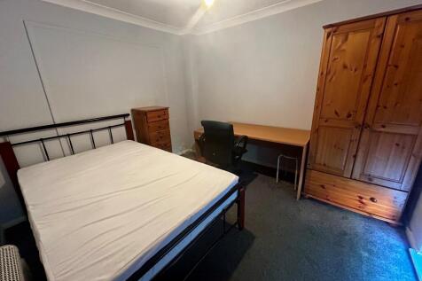 Room 1, 58 Barlows