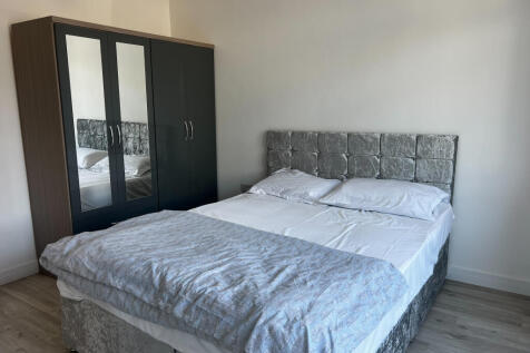 Room 1 .jpeg