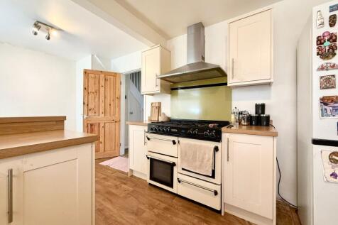 Chapel Lane, Woodmancote, GL52 photo 4