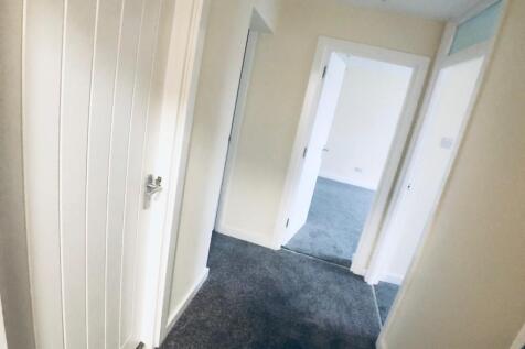 Handcross Road, Luton, Bedfordshire, LU2 photo 3