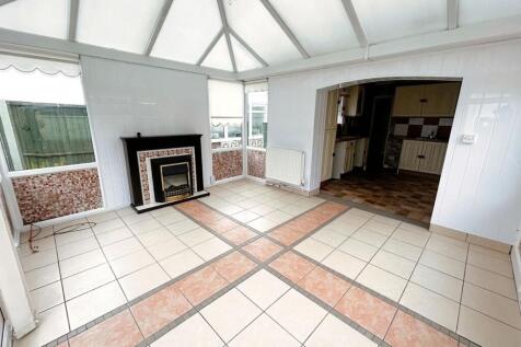 Merlin Crescent, Bridgend, CF31 photo 5