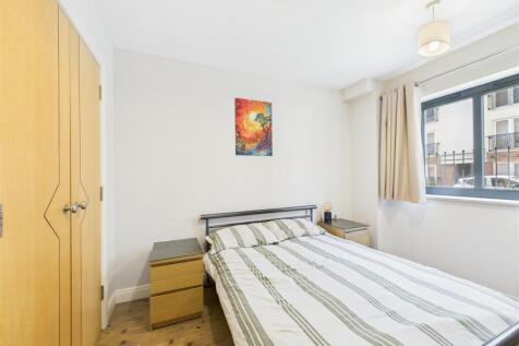 CAM05016G0-PR0036-ST