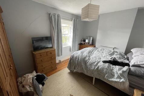 Charminster photo 5