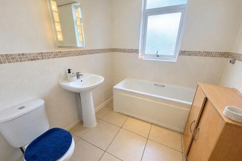 LOWTHER ROAD, CHARMINSTER photo 5