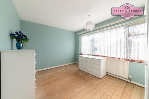 BEDROOM THREE / SNUG