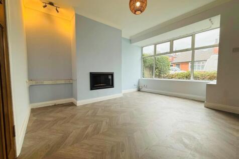 Living Room.jpg