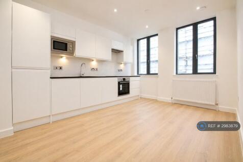 Kitchen/Living Area