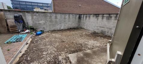 Rear Yard - No vehicle access