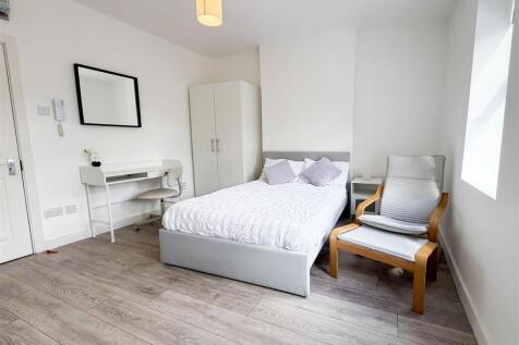 bed area (1 of 1).jpg