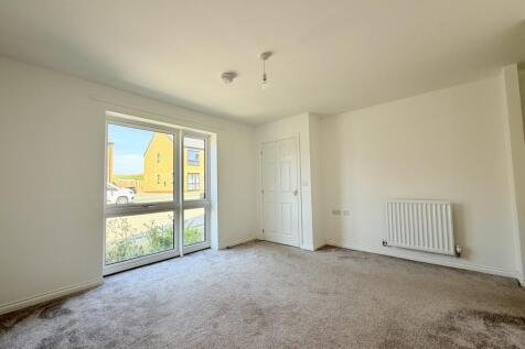 Hercules Drive, WELLINGBOROUGH photo 3