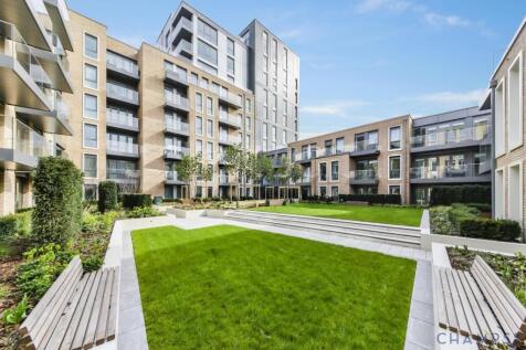2 bed flat for sale Leamore Street, London W6