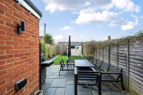 257 Pinewood Park...