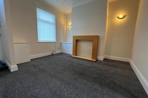 Living Room.jpg