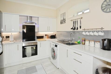 Kitchen (2)