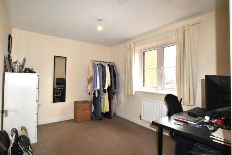 Latimer Close, Bristol photo 3