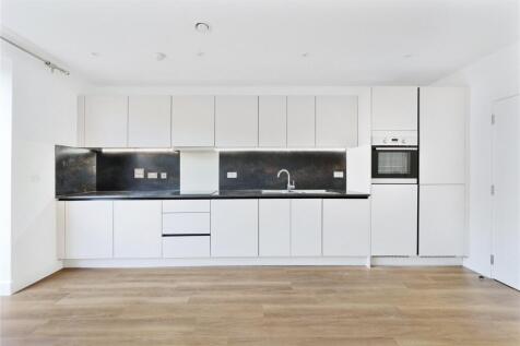 Pinder Road, Walthamstow, London, E17 photo 3