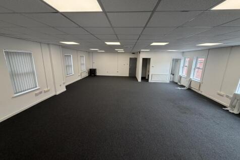 Office to rent Image 4