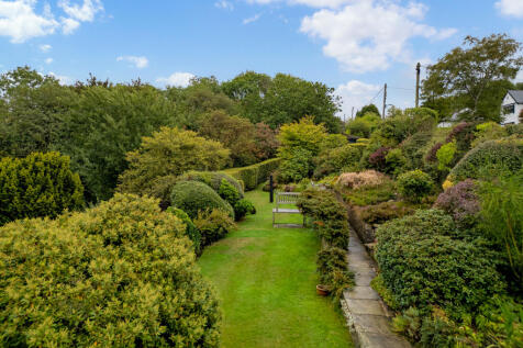45 MOOR END ROAD-8.jpg