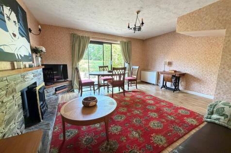 22 Hazeldene Clos...