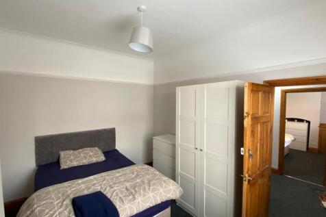 Baker Street, Cheltenham, GL51. photo 5
