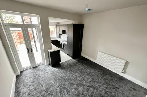 Cherry Tree Lane, Great Moor, Stockport, SK2 photo 5