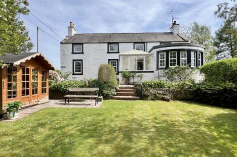 Kirkmulloch, 1 Wayside, Dalry - Williamson and Hen