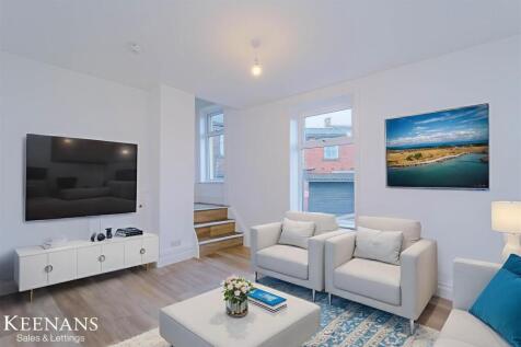 DSC07081 - Living Room - Standard - 0.jpg