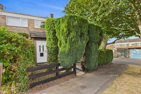 Bury St Edmunds, IP33 - property photo