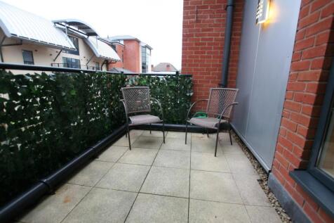 stwulstanscourt,21stfloorbalcony.JPG