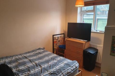 Omdurman Court, Highfield photo 5