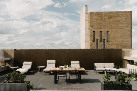 Balfron Tower, St Leonards Road, London, E14 0XU photo 4