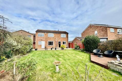 Garden &amp; Rear of Property 