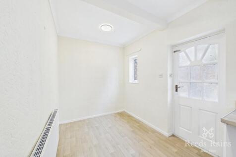 Langsett Road, Wakefield, West Yorkshire, WF2 photo 5