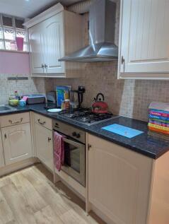 kitchen 2.jpg