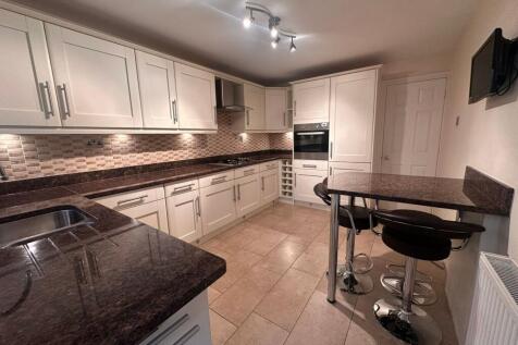 Fairfax Avenue, Worksop, S81 photo 4