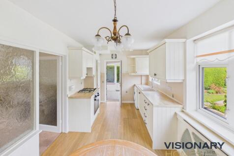 CAM03522G0-PR0210-STILL013