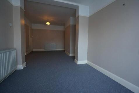 East Ipswich photo 3
