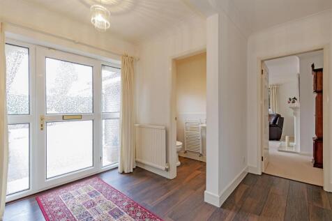 Spacious Entrance Hall