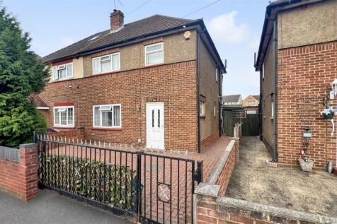 Feltham, TW14 - property photo